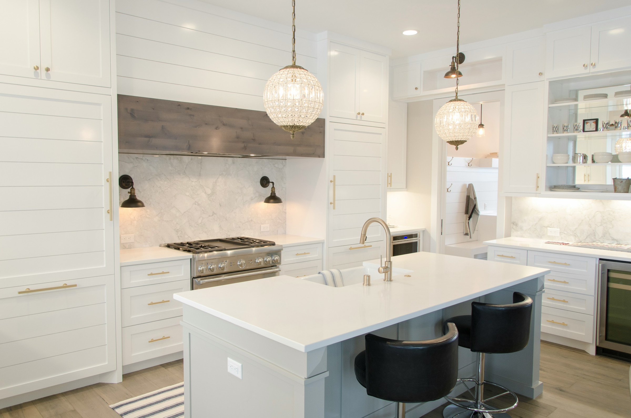 Efficiency Meets Style: Optimizing Your Kitchen Layout for Functionality and Aesthetics
